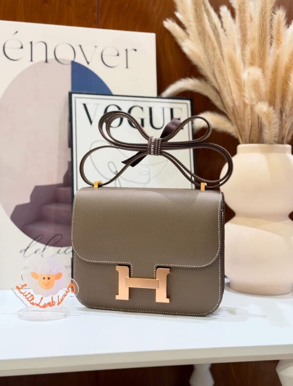 Constance Mini
